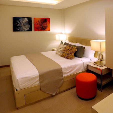 KLM Condotel Angeles Buitenkant foto