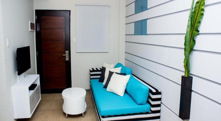 KLM Condotel Angeles Buitenkant foto