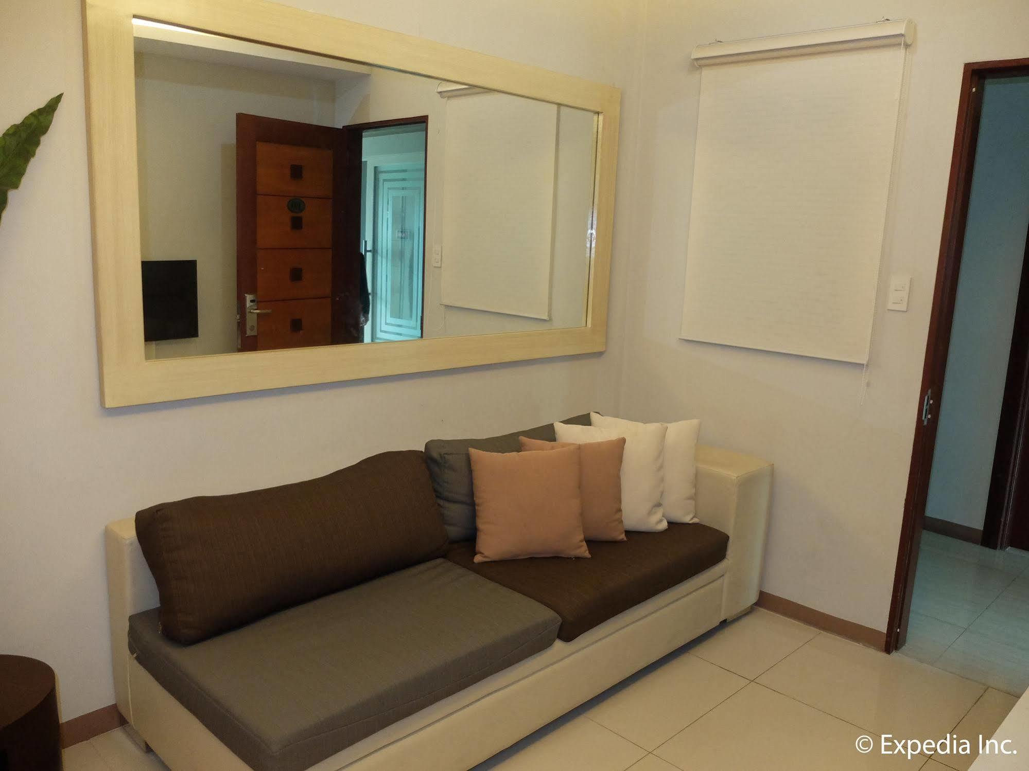 KLM Condotel Angeles Buitenkant foto