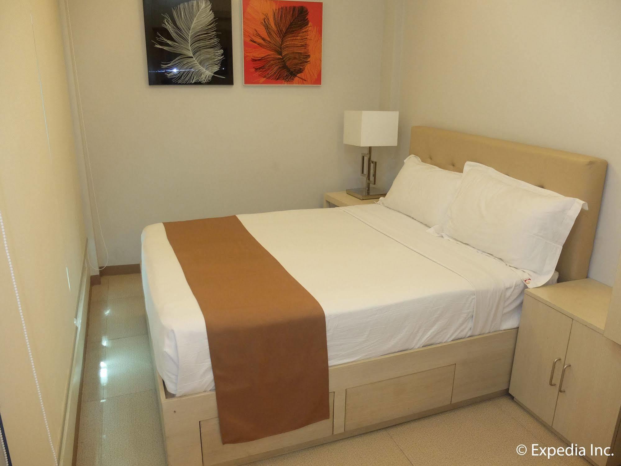KLM Condotel Angeles Buitenkant foto